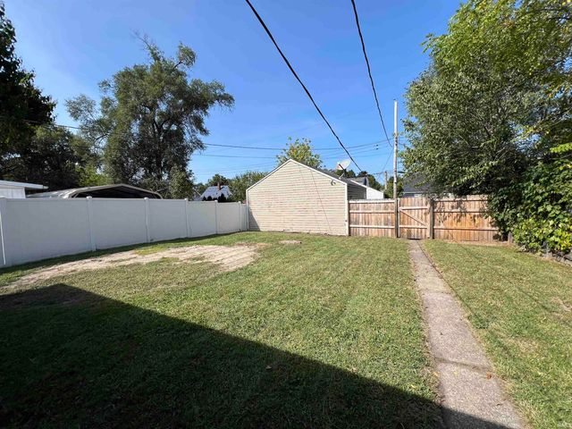 1029 Bryan Street, South Bend, IN 46616