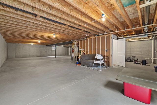 364 Kiddle LANE, Union Grove, WI 53182