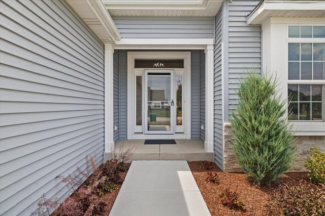 364 Kiddle LANE, Union Grove, WI 53182