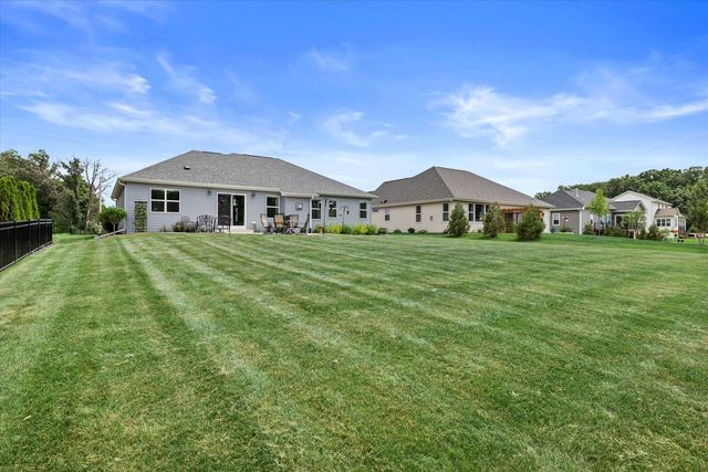 364 Kiddle LANE, Union Grove, WI 53182