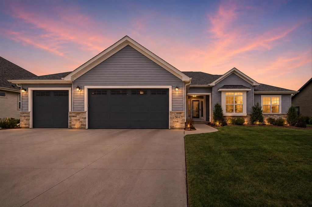 364 Kiddle LANE, Union Grove, WI 53182
