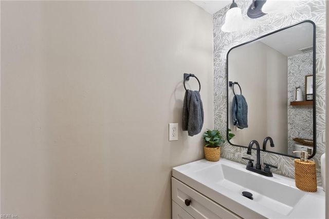 2704 Pulaski LOOP, Virginia Beach, VA 23456