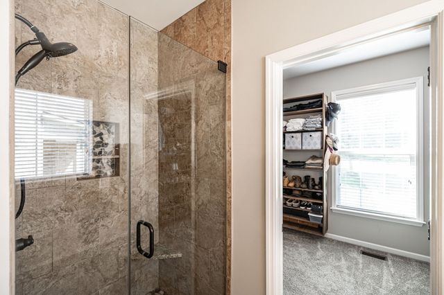 1077 Avery Trace Cir, Hendersonville, TN 37075