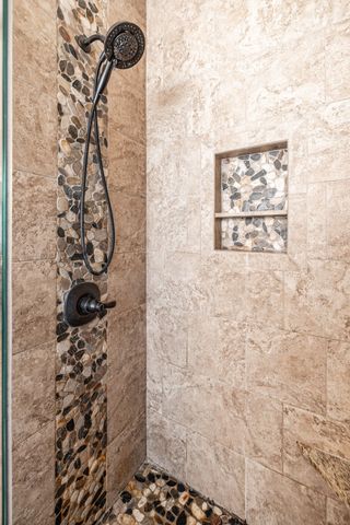 1077 Avery Trace Cir, Hendersonville, TN 37075
