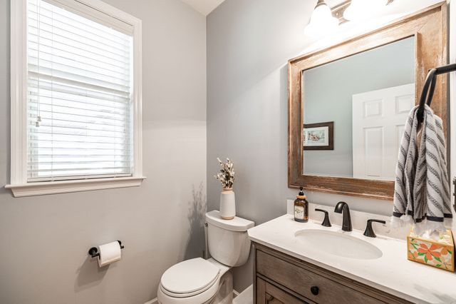 1077 Avery Trace Cir, Hendersonville, TN 37075
