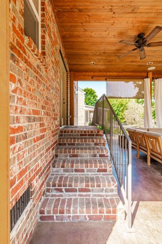 1077 Avery Trace Cir, Hendersonville, TN 37075