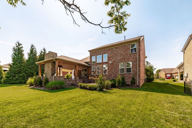 1077 Avery Trace Cir, Hendersonville, TN 37075