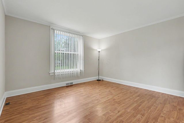 2255 Harrisburg Pike, Grove City, OH 43123