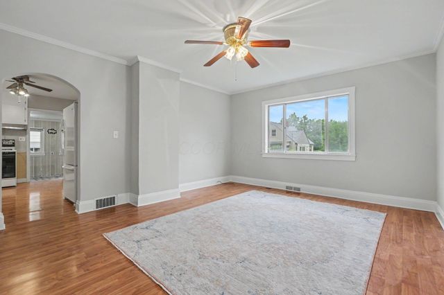 2255 Harrisburg Pike, Grove City, OH 43123