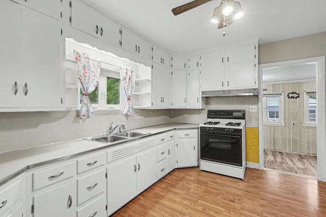 2255 Harrisburg Pike, Grove City, OH 43123