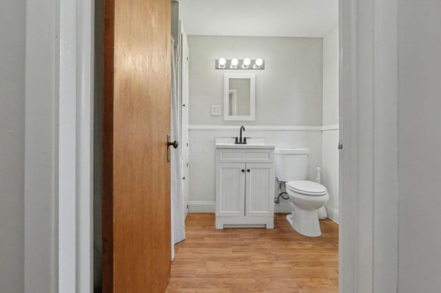 2255 Harrisburg Pike, Grove City, OH 43123