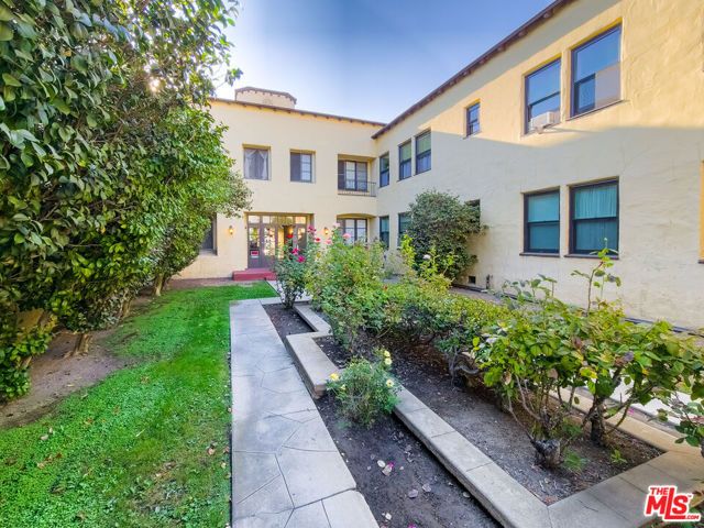 427 N Adams Street 18, Glendale, CA 91206