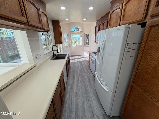 14832 Marquette Street, Moorpark, CA 93021