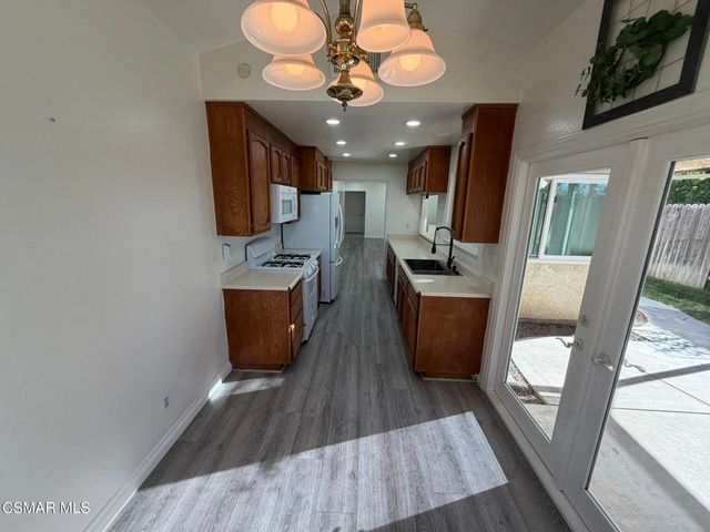 14832 Marquette Street, Moorpark, CA 93021
