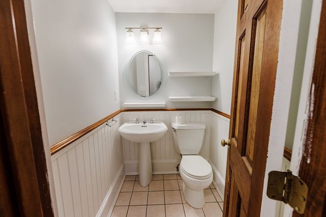 11 Emile Cir 2, Medford, MA 02155