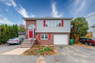 11 Emile Cir 2, Medford, MA 02155