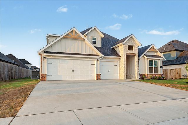 1311 Tiffany Street, Centerton, AR 72719