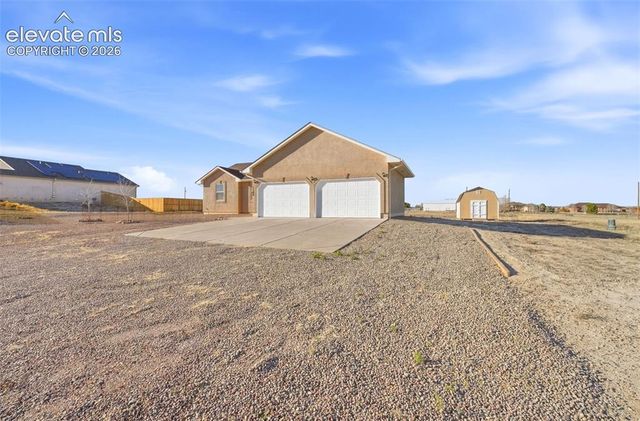 1169 E Canary Drive, Pueblo, CO 81007