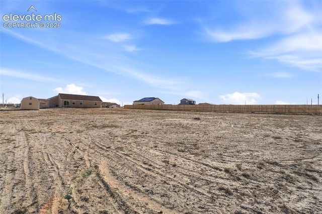 1169 E Canary Drive, Pueblo, CO 81007