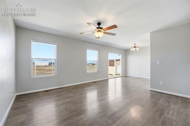 1169 E Canary Drive, Pueblo, CO 81007