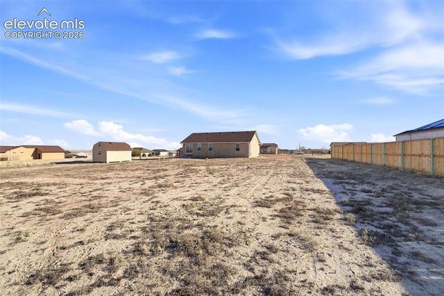 1169 E Canary Drive, Pueblo, CO 81007