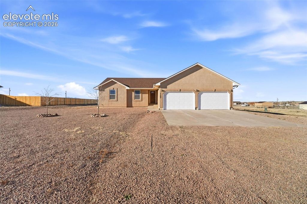 1169 E Canary Drive, Pueblo, CO 81007 — photo 3