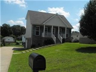 924 Roedeer Dr, Clarksville, TN 37042