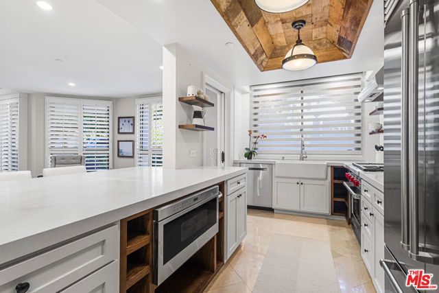 701 Ocean Avenue 111, Santa Monica, CA 90402
