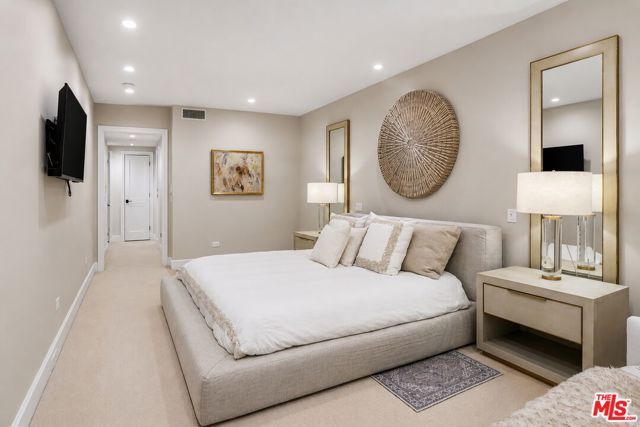 701 Ocean Avenue 111, Santa Monica, CA 90402