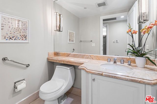 701 Ocean Avenue 111, Santa Monica, CA 90402