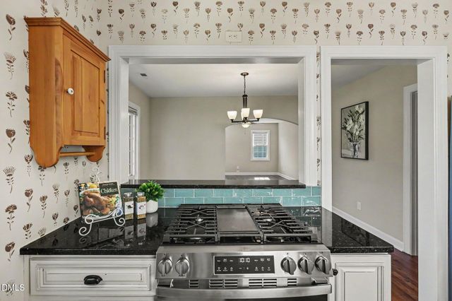 120 Davidson Avenue, Durham, NC 27704