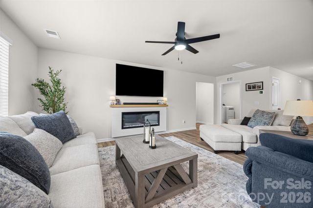1183 Blackburn Circle 148, Edgemoor, SC 29712