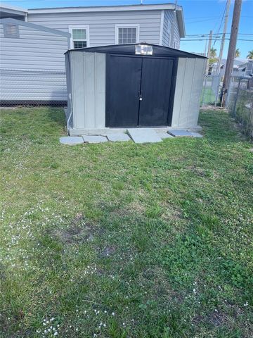 8610 SW 18th Ct, Davie, FL 33324