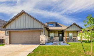9228 NW 144th Place, Yukon, OK 73099