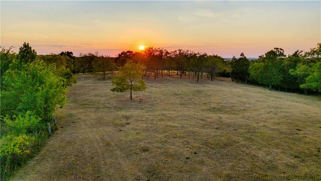 Kelly Pond Road, Decatur, AR 72722