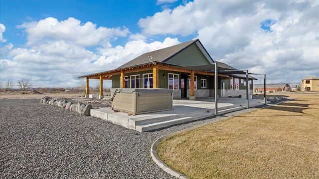 2085 Kedrowski Court, Fruita, CO 81521