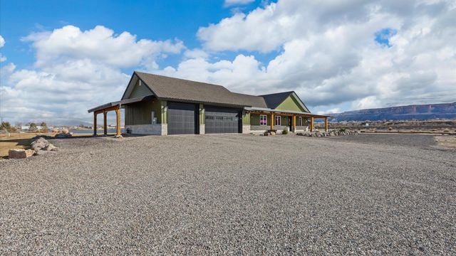 2085 Kedrowski Court, Fruita, CO 81521
