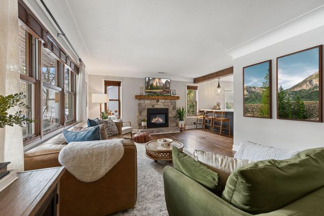 315 Juneau Lane N, Plymouth, MN 55447