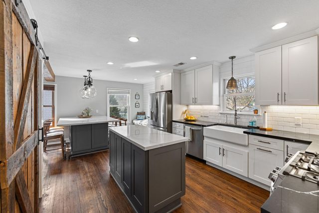 315 Juneau Lane N, Plymouth, MN 55447