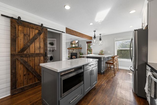 315 Juneau Lane N, Plymouth, MN 55447