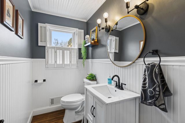 315 Juneau Lane N, Plymouth, MN 55447