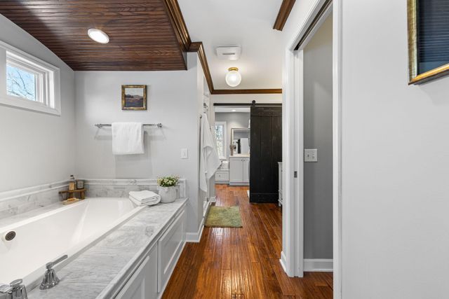 315 Juneau Lane N, Plymouth, MN 55447