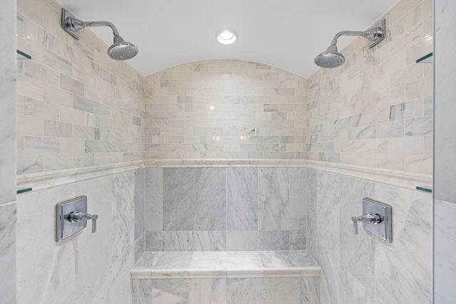 315 Juneau Lane N, Plymouth, MN 55447