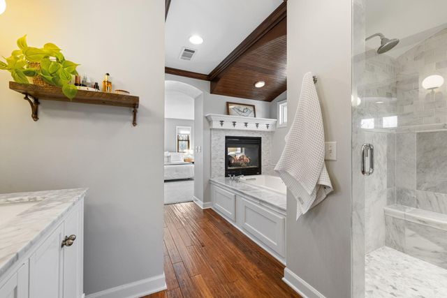 315 Juneau Lane N, Plymouth, MN 55447