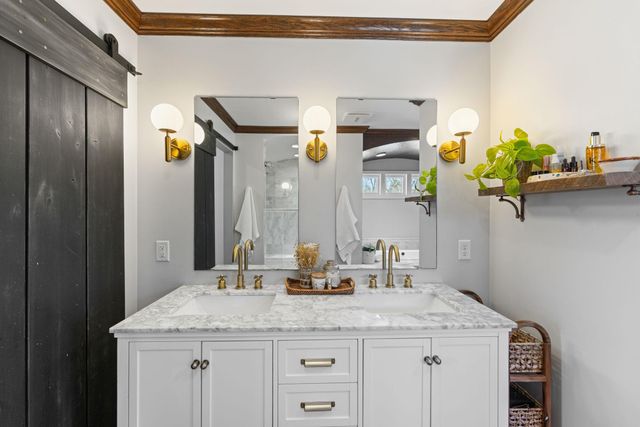 315 Juneau Lane N, Plymouth, MN 55447