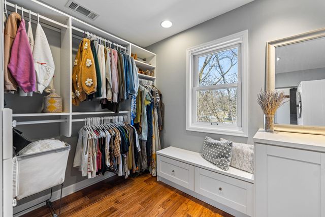 315 Juneau Lane N, Plymouth, MN 55447