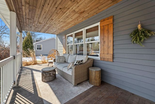 315 Juneau Lane N, Plymouth, MN 55447