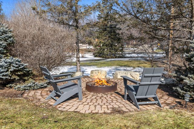 315 Juneau Lane N, Plymouth, MN 55447