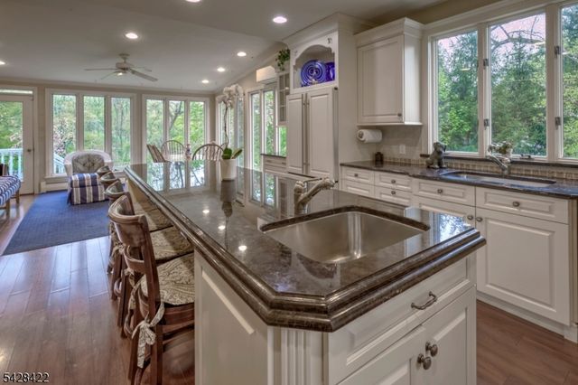 270 Mendham Rd, Bernardsville Boro, NJ 07924