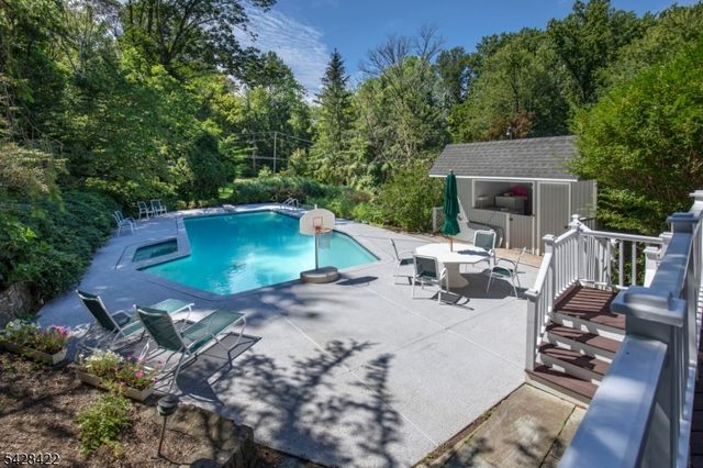 270 Mendham Rd, Bernardsville Boro, NJ 07924